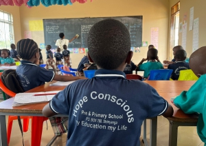 „School HOPE Conscious“ in Tansania